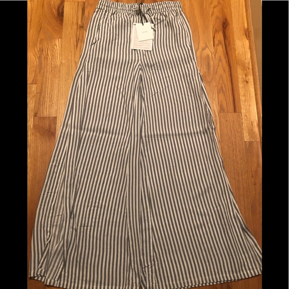 Chloe Striped Wide Leg Pants - Picture 5 of 6